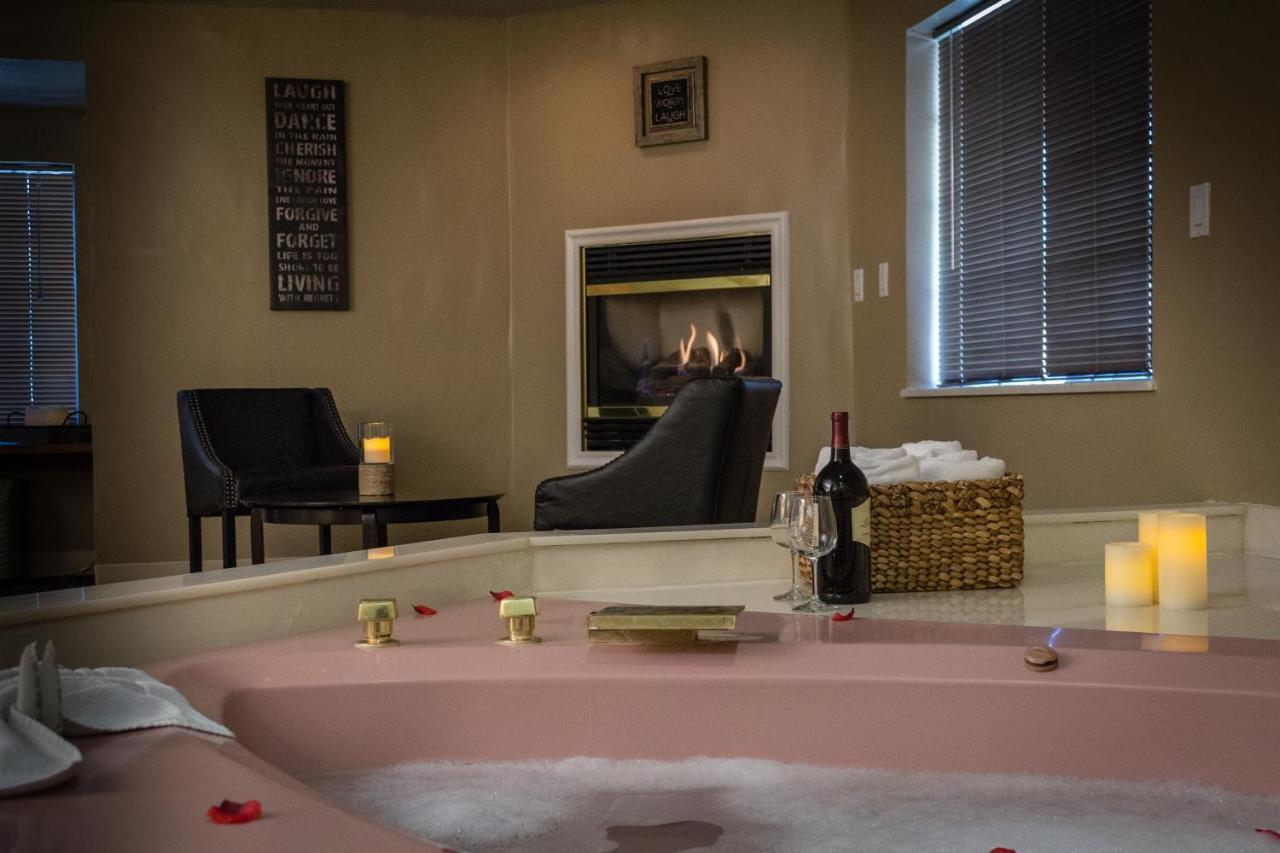King Suite Fireplace