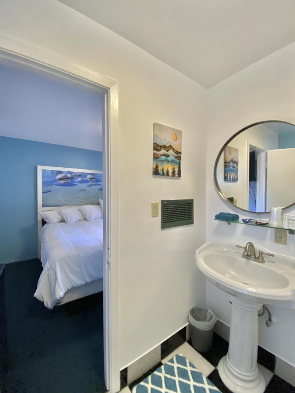 Triple Room,1756411478:JPEG