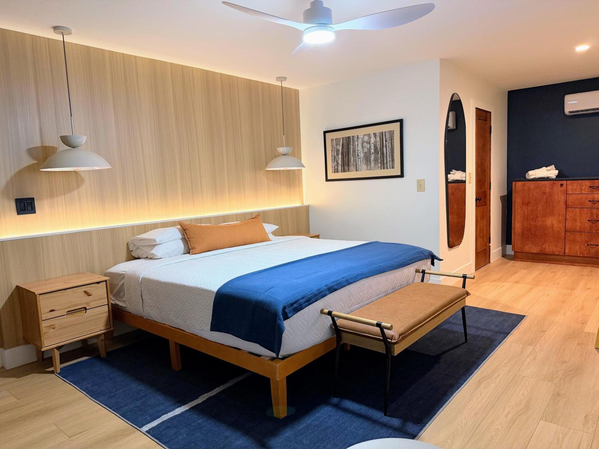 King Room