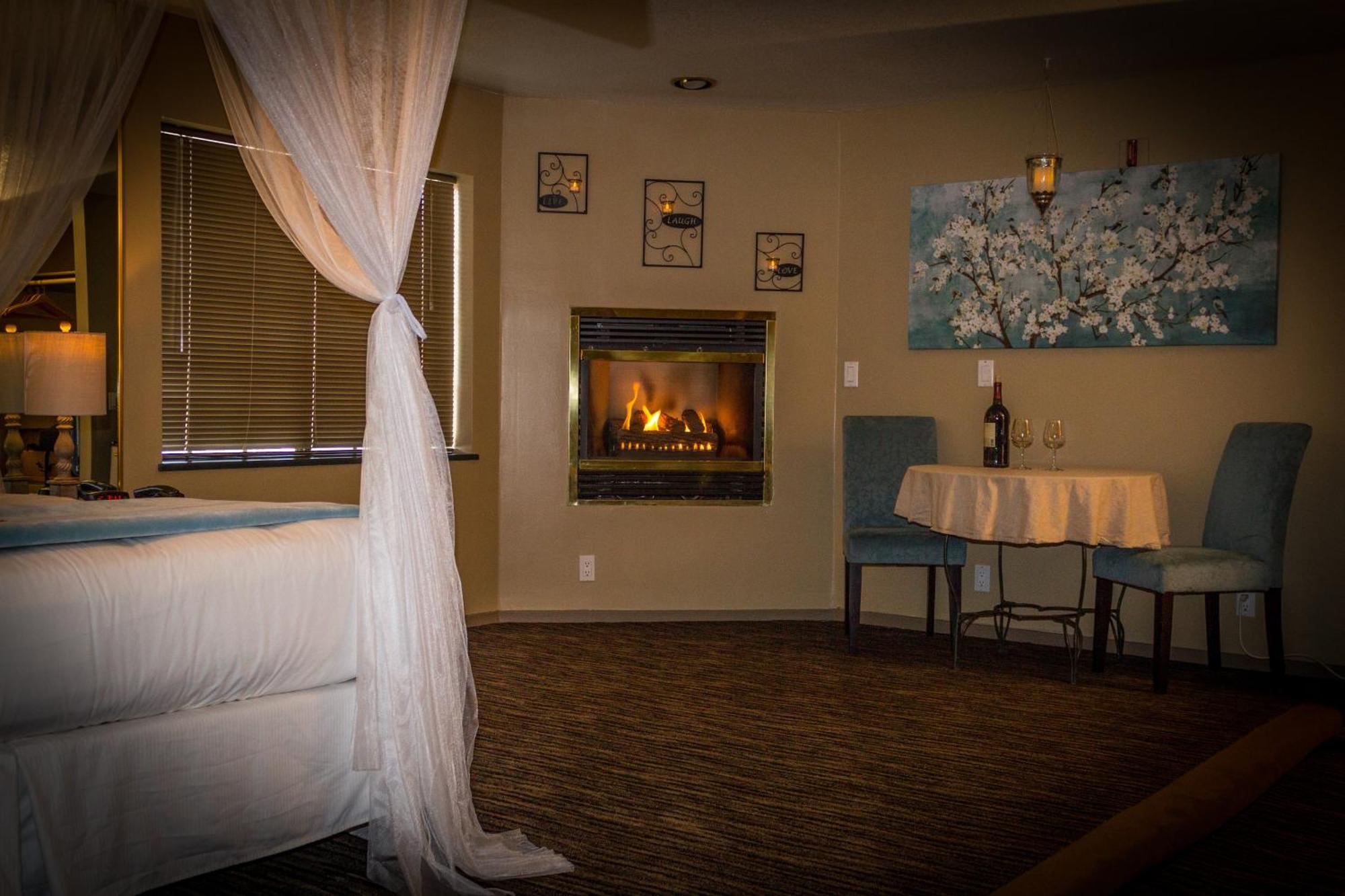 Honeymoon Suite