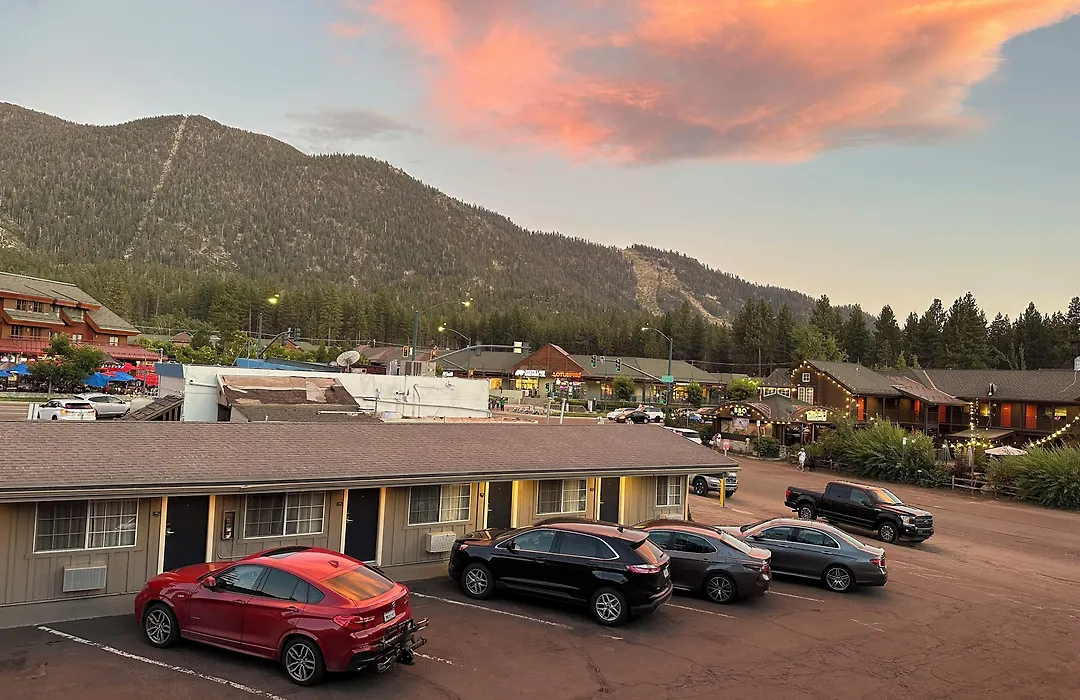 Black Jack Inn-1