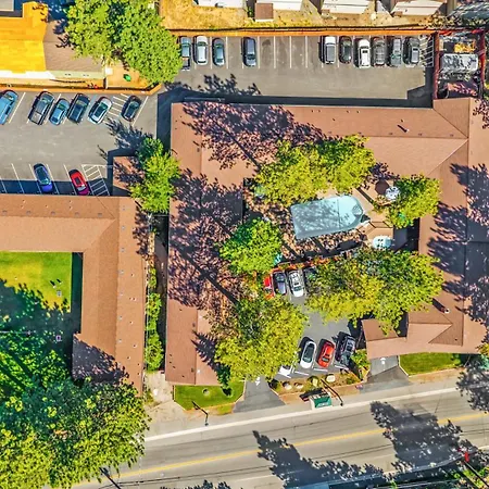 The Lodge At Lake Tahoe-3