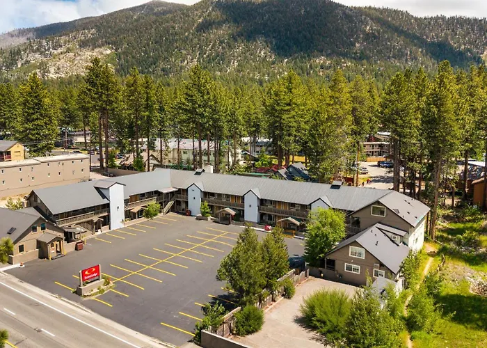 Econo Lodge Inn & Suites Heavenly Village Area South Lake Tahoe